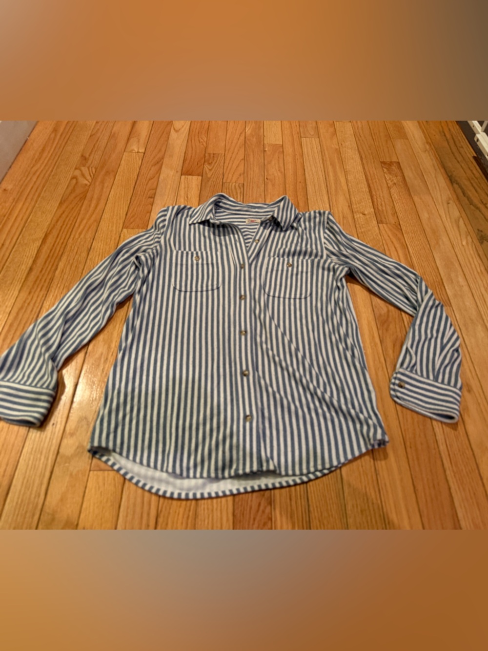Classic Blue Stripe Button-Down Shirt for Women polished staple poplin - Picture 7 of 7